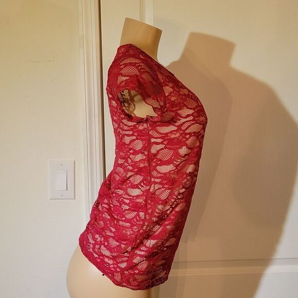 AVOCADO RED LACE &TAN WOMEN"S TOP - Picture 5 of 14